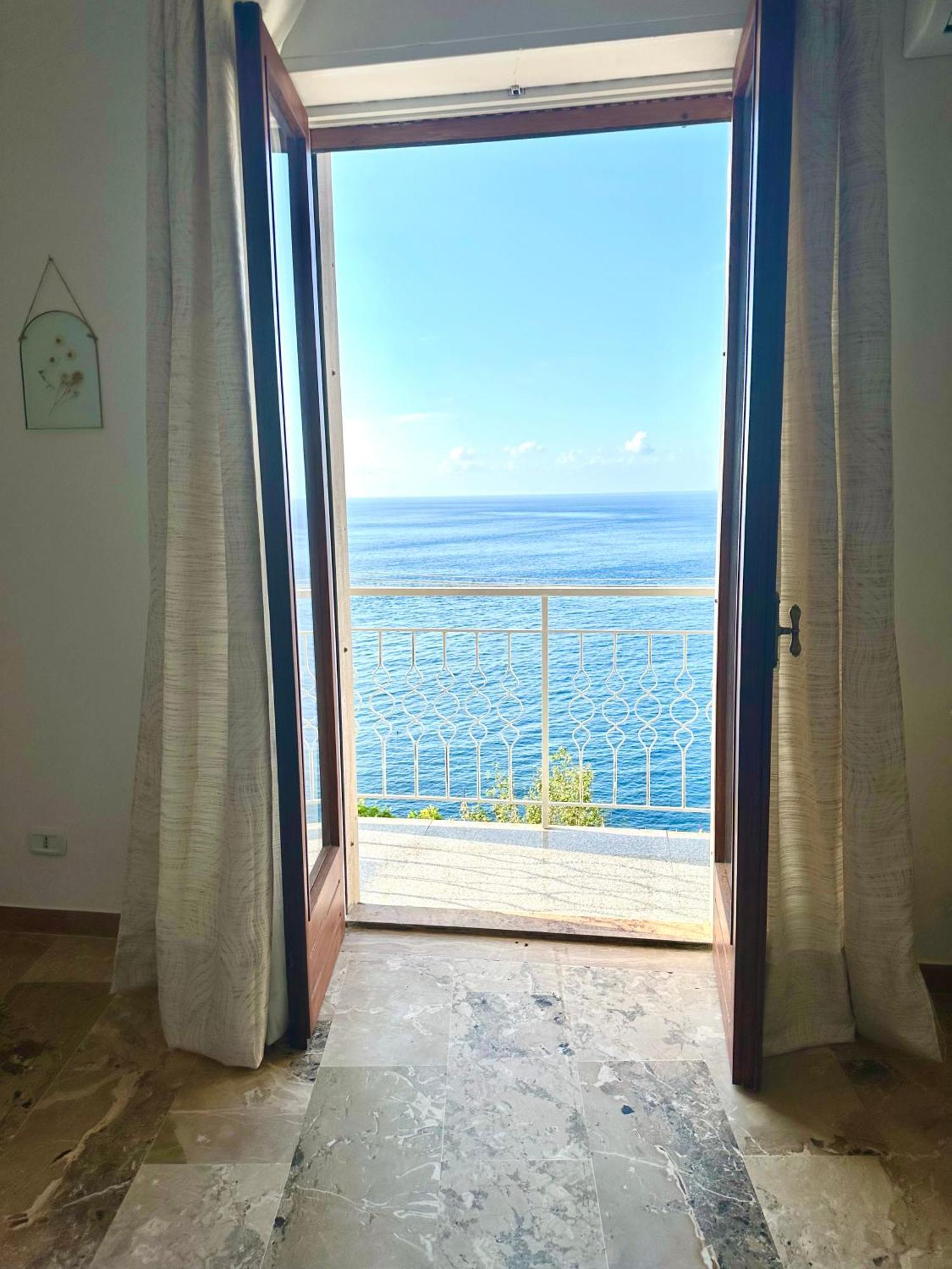 The View Apartment Шилла Екстер'єр фото