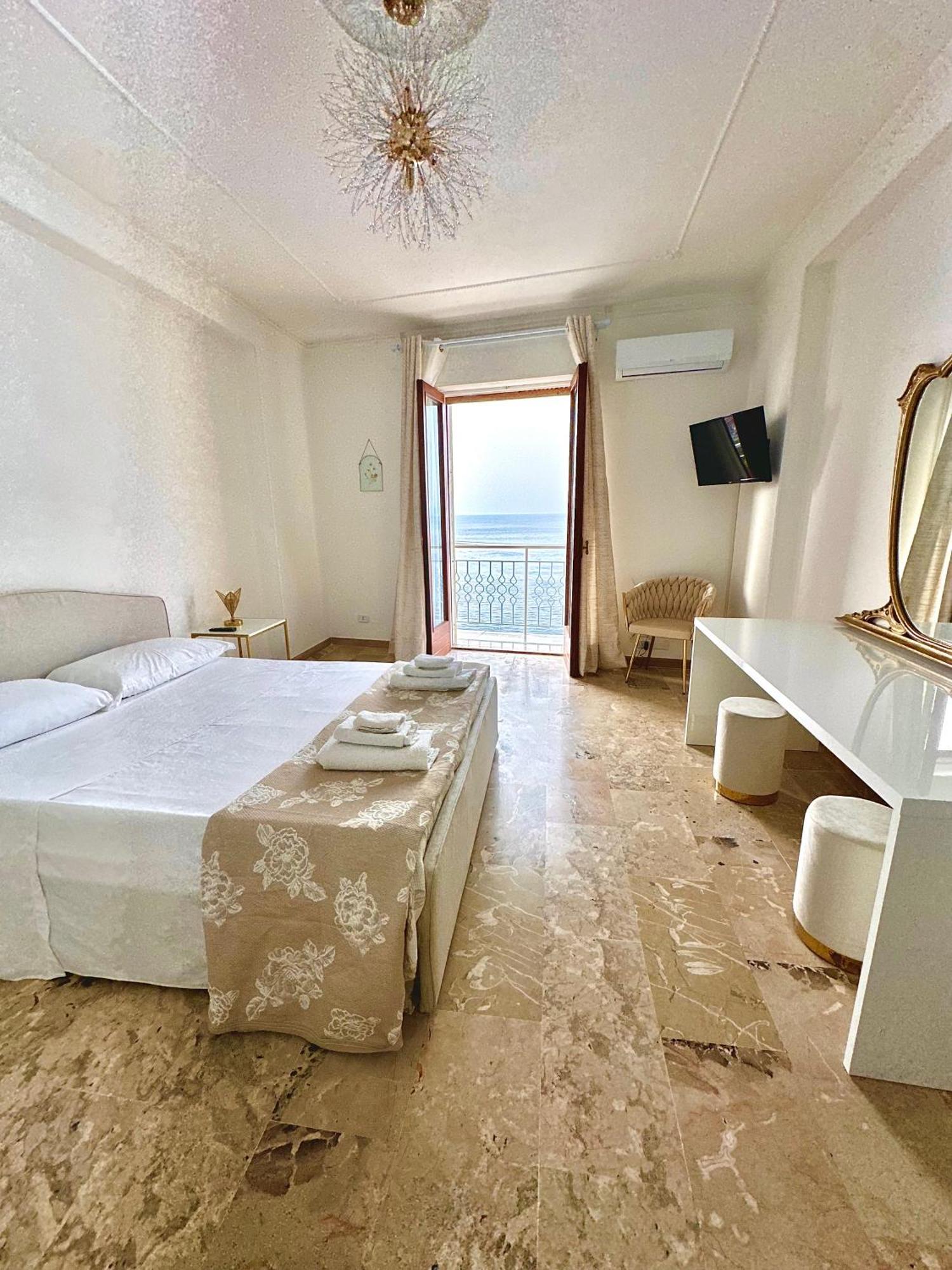 The View Apartment Шилла Екстер'єр фото
